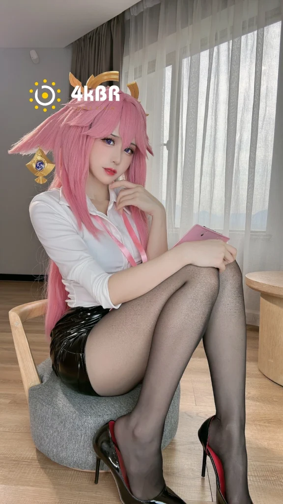 miko酱ww – 全套106期含随包视频[55.1G-2026.5]-BAKA REALM4Kbr